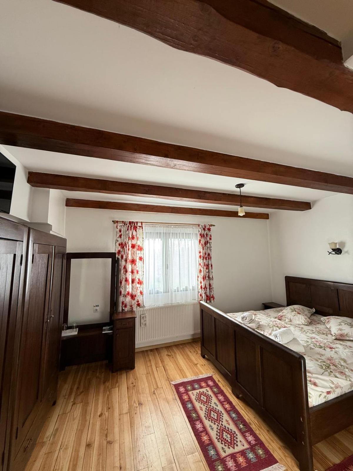 シゲトゥ・マルマツィエイ Casa Duncaヴィラ エクステリア 写真